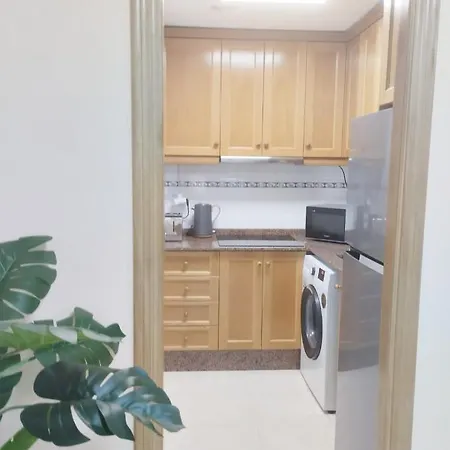 2 Bedroom Apartment *